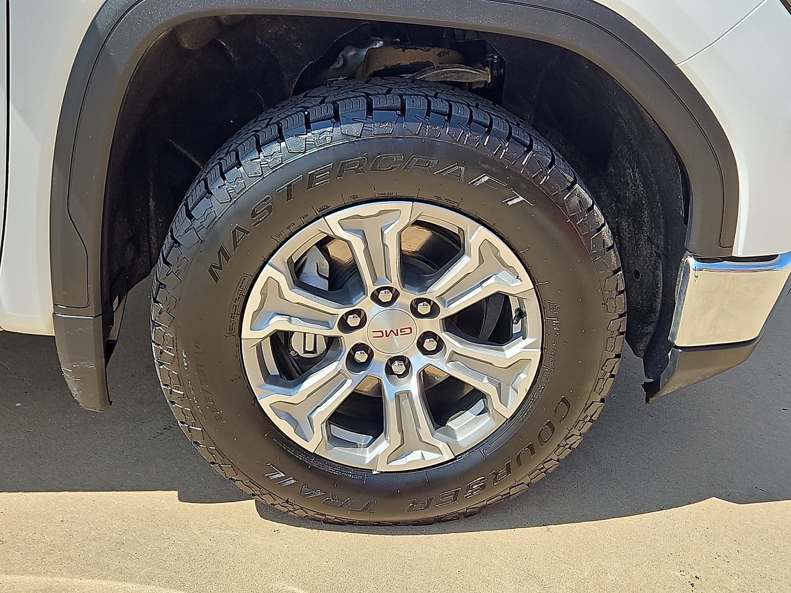 2025 GMC Sierra 1500 photo 5 of 20
