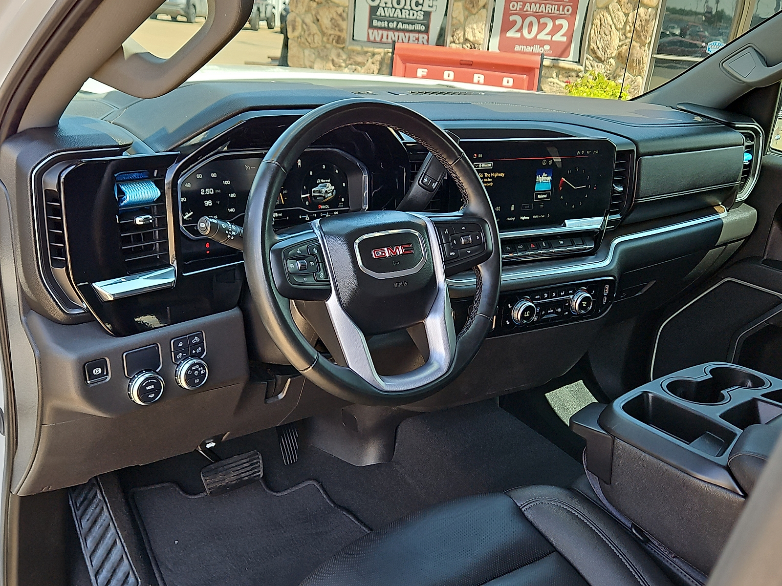 2025 GMC Sierra 1500 photo 11 of 20