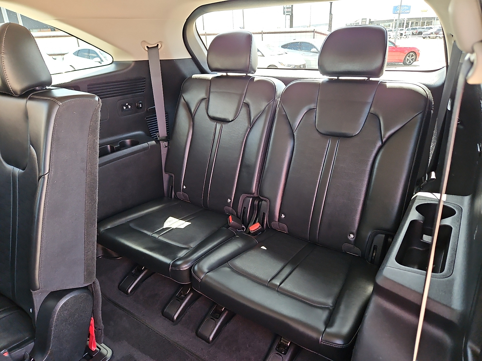 2024 Kia Sorento S - 9