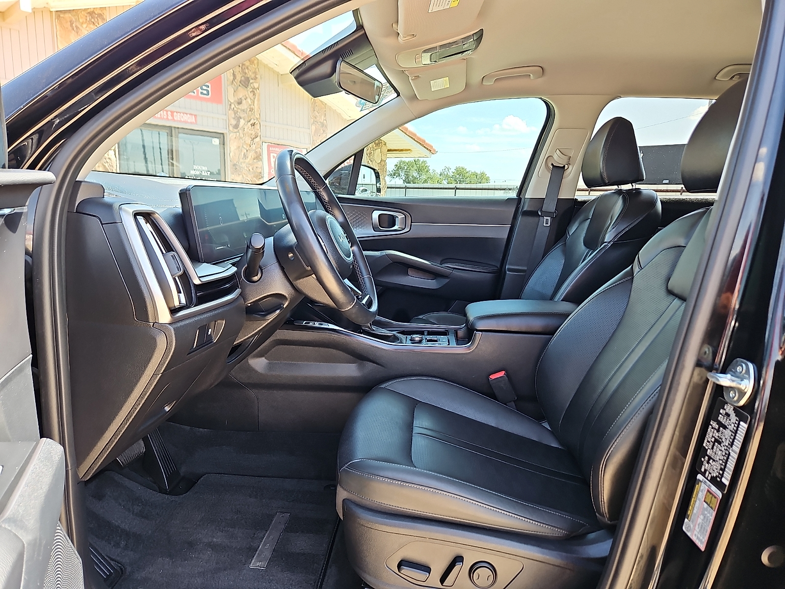 2024 Kia Sorento S - 10