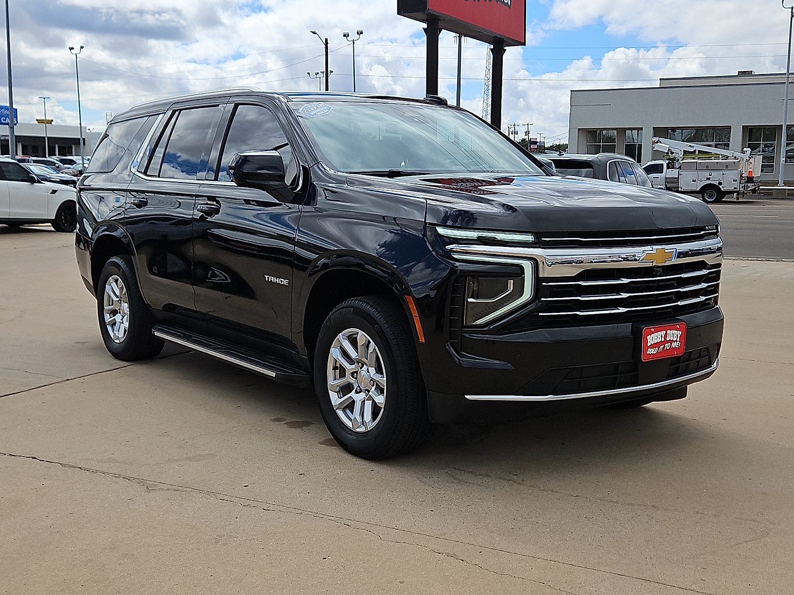 2025 Chevrolet Tahoe photo 4 of 20