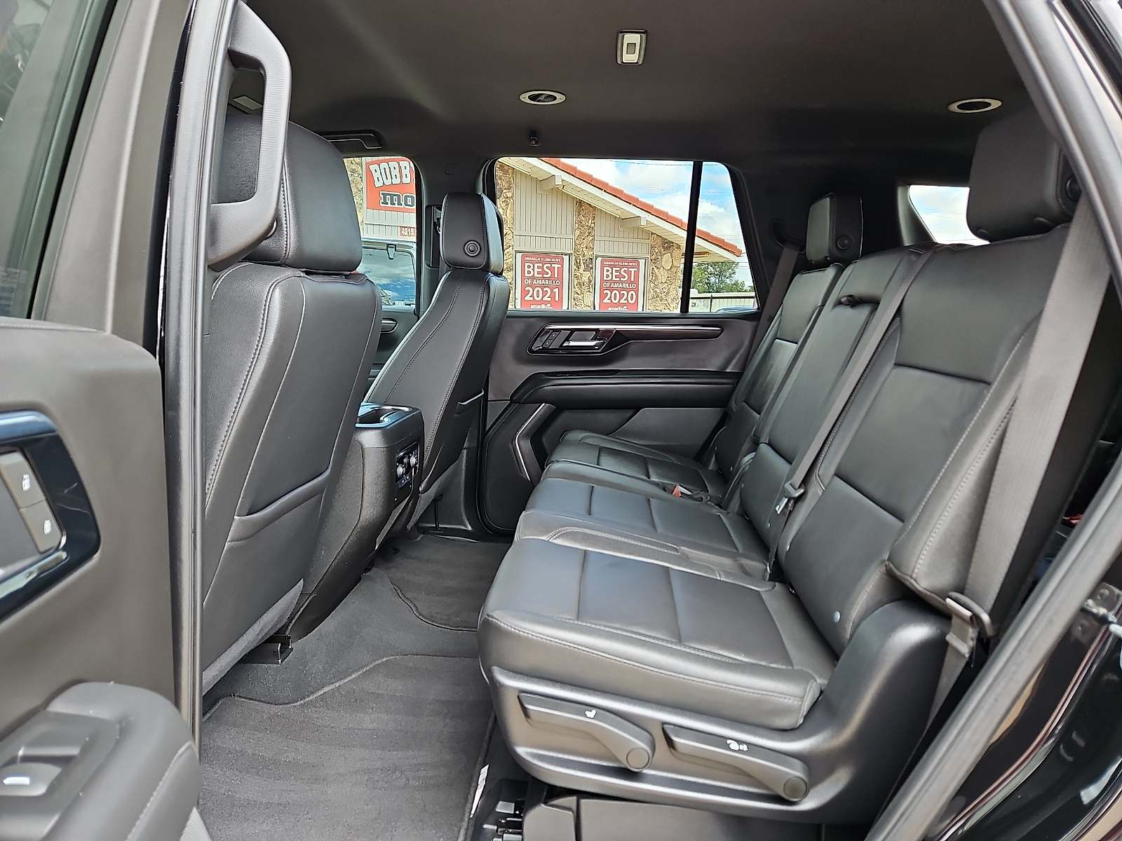 2025 Chevrolet Tahoe photo 9 of 20