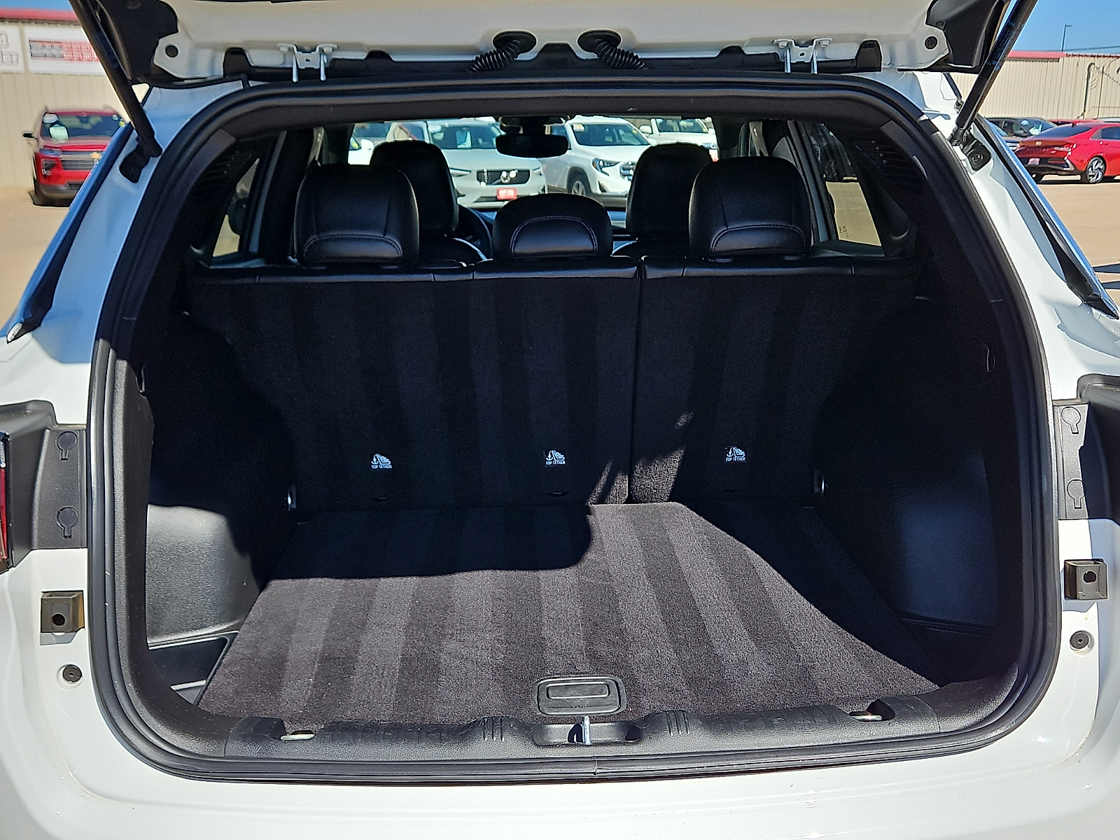 2025 Jeep Compass photo 6 of 20