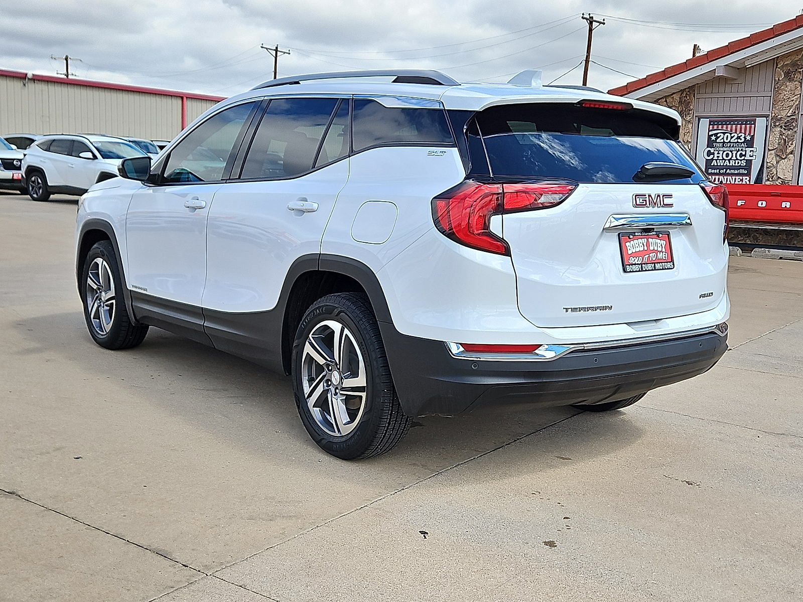 2021 GMC Terrain photo 2 of 20