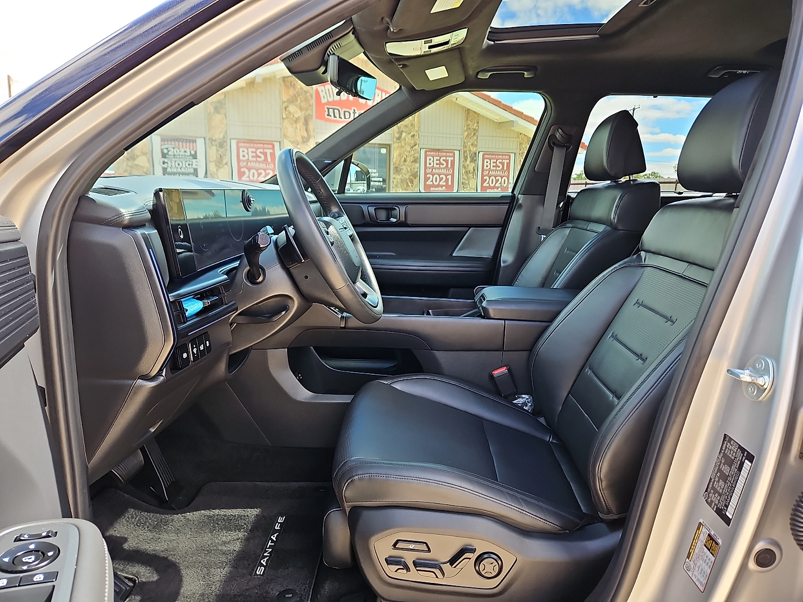 2025 Hyundai Santa Fe photo 11 of 20