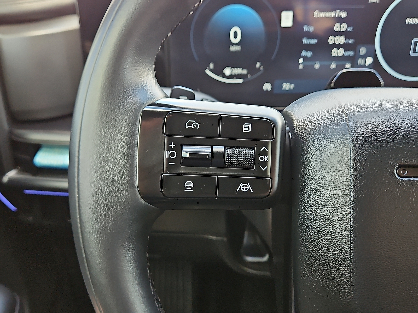 2025 Hyundai Santa Fe photo 18 of 20