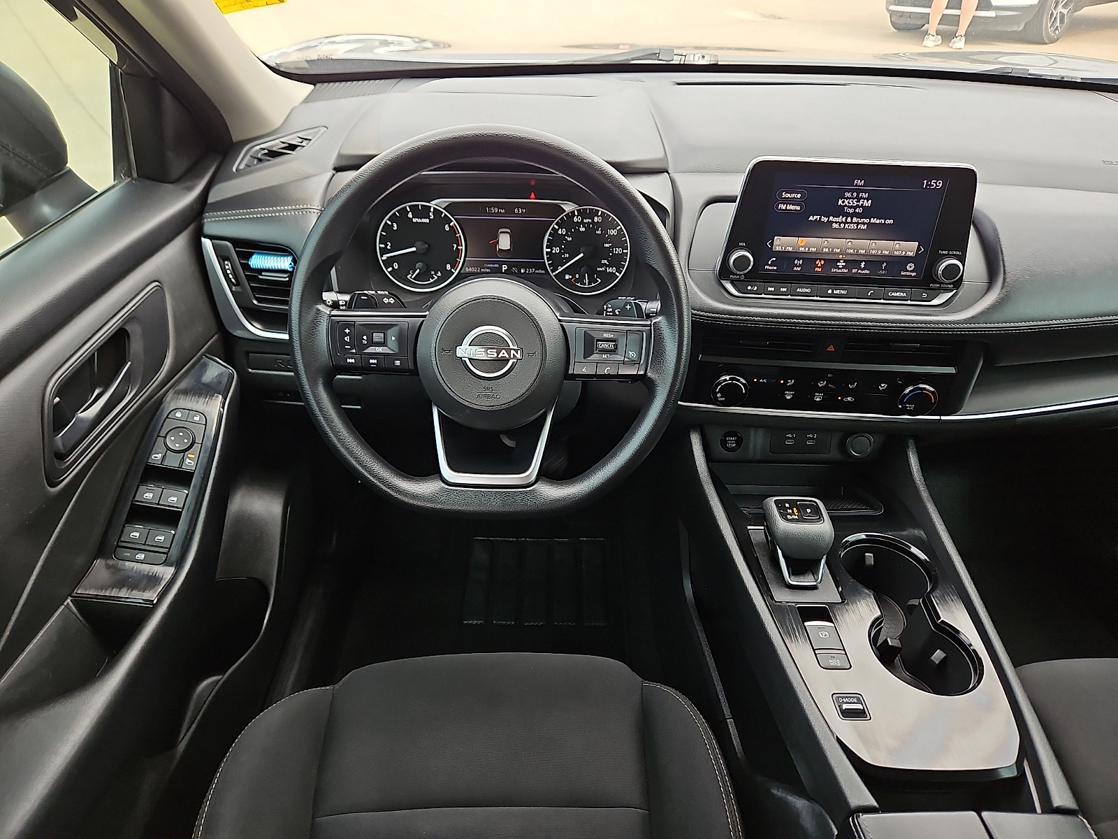 2024 Nissan Rogue photo 7 of 20