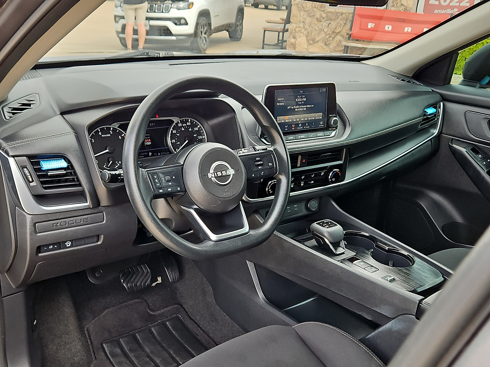 2024 Nissan Rogue photo 11 of 20