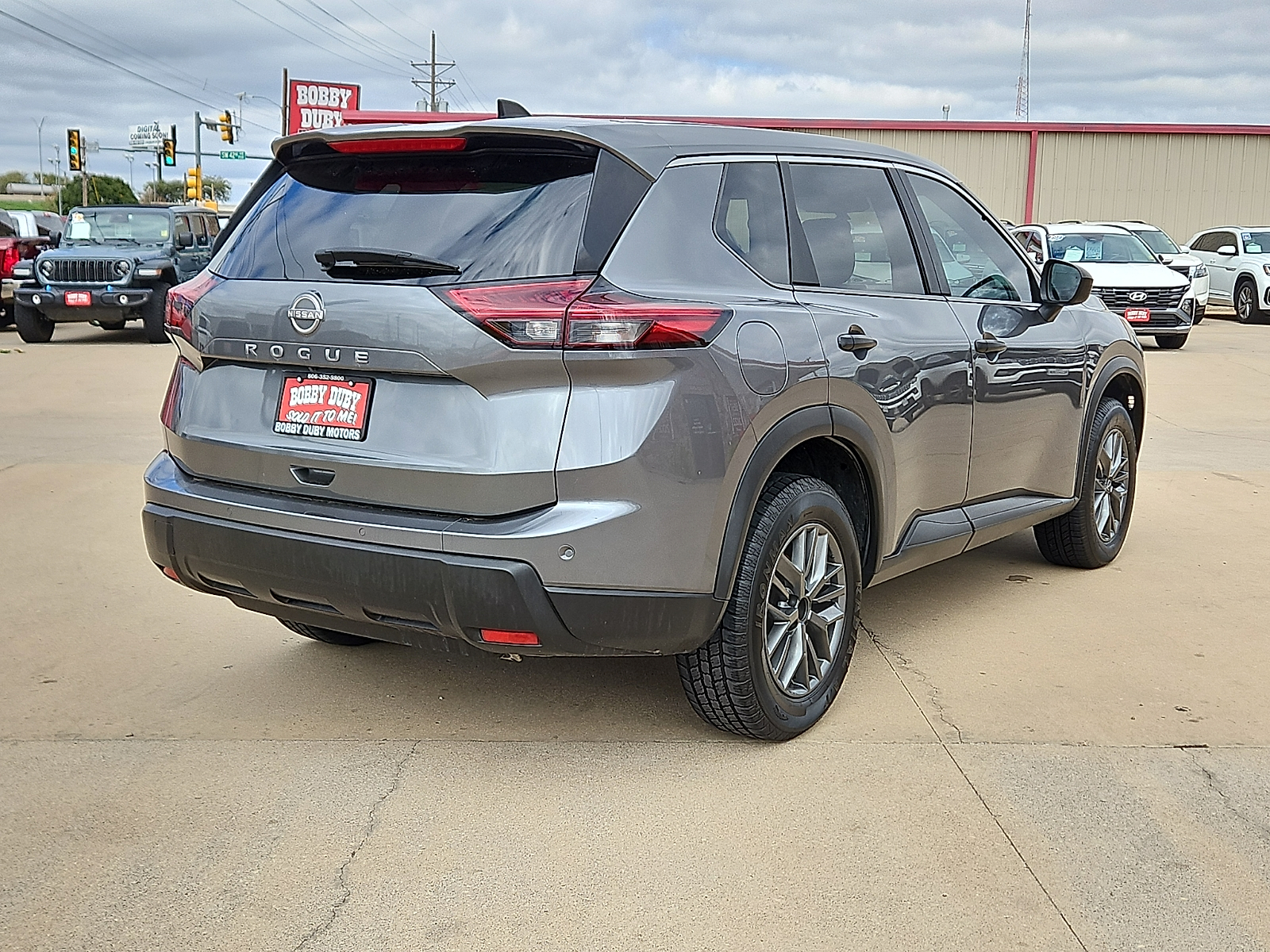 2024 Nissan Rogue photo 3 of 20