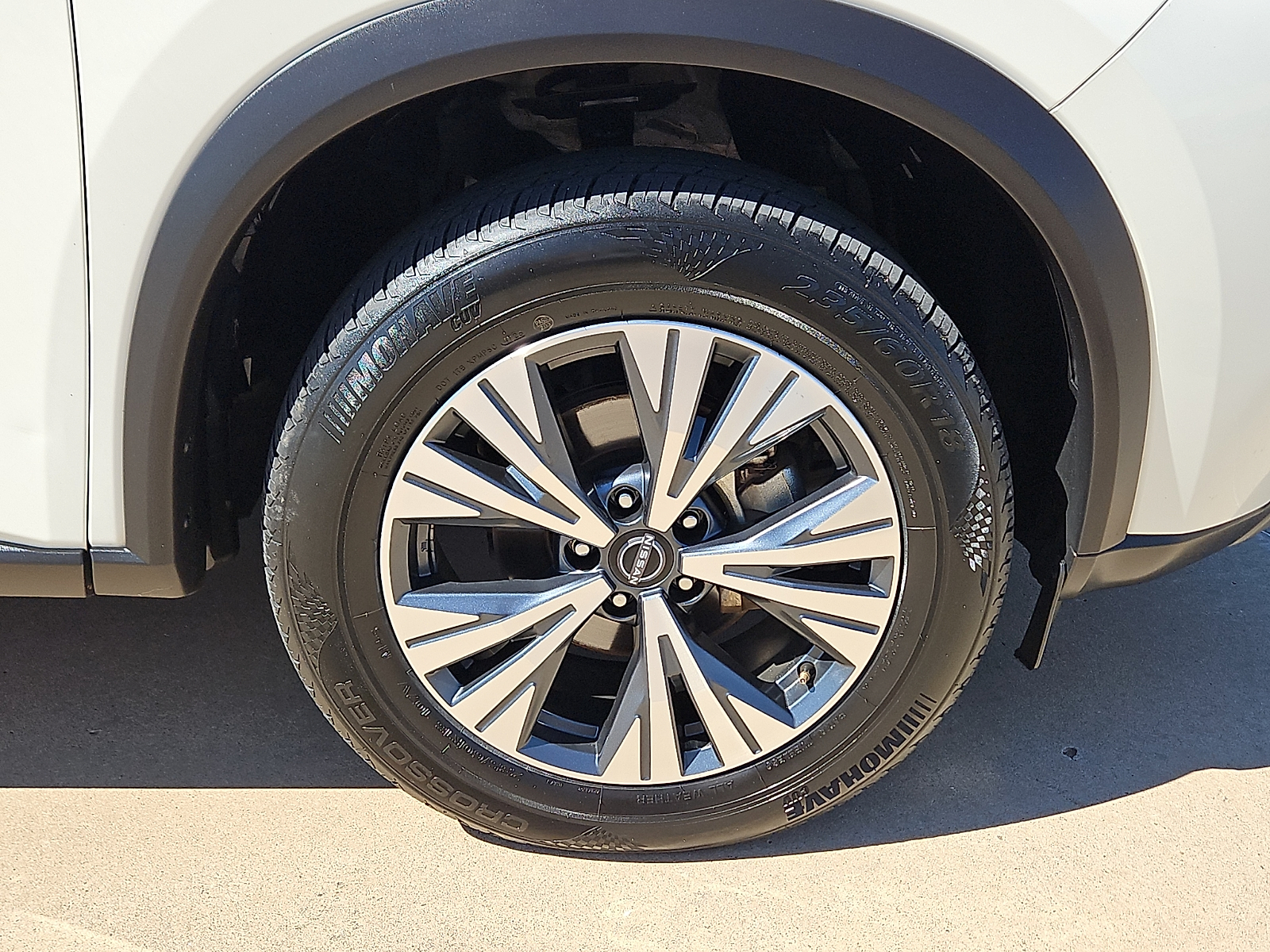 2023 Nissan Rogue photo 5 of 20