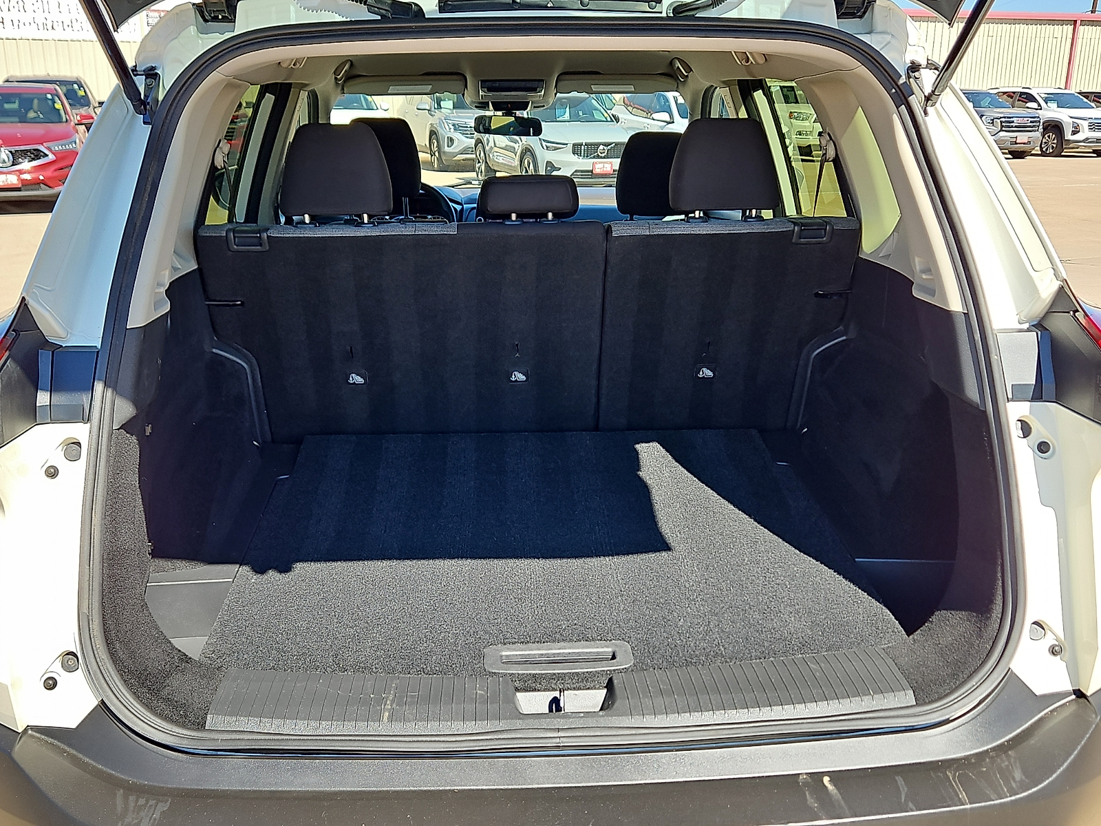 2023 Nissan Rogue photo 6 of 20