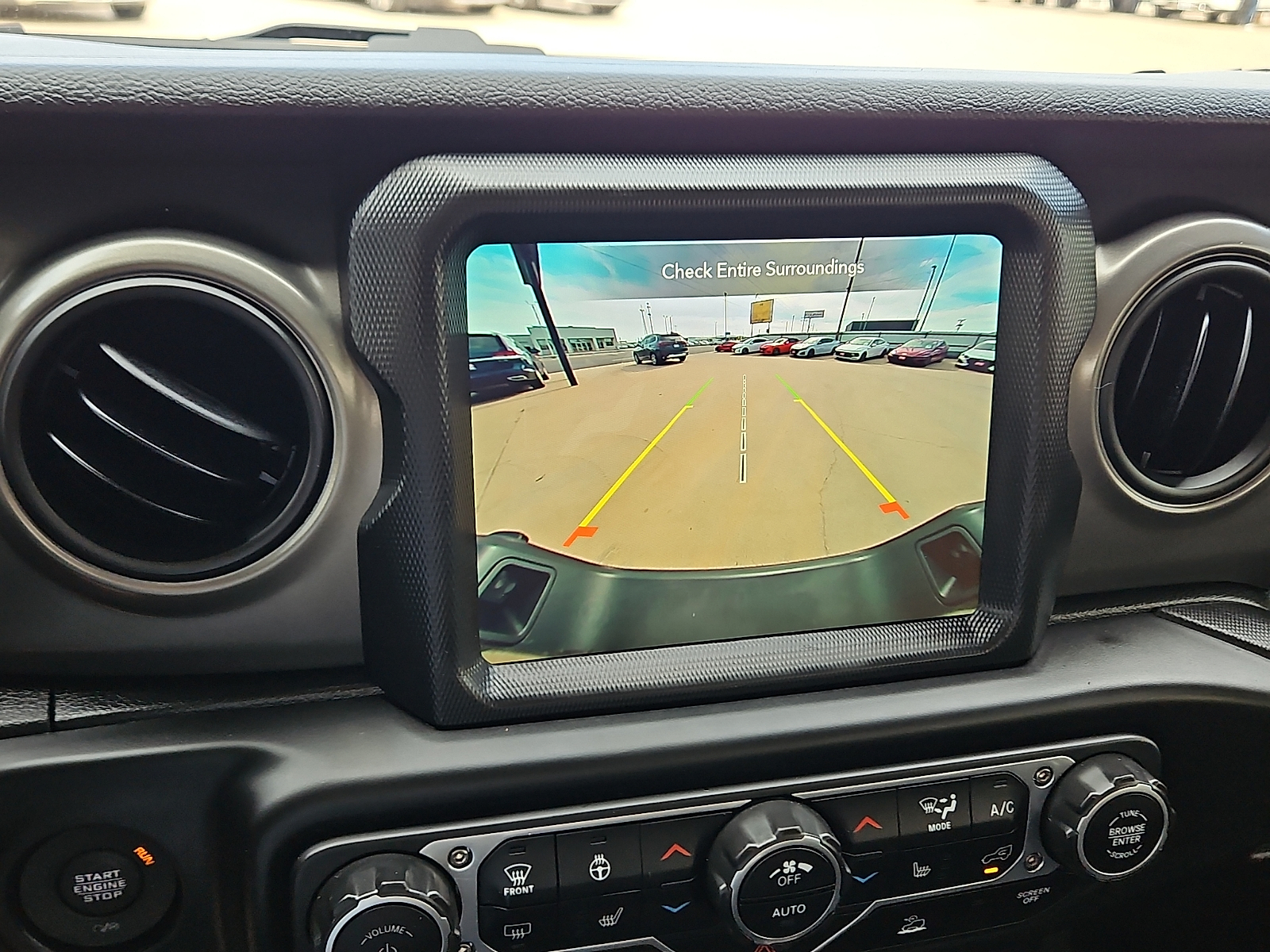 2023 Jeep Gladiator photo 15 of 20