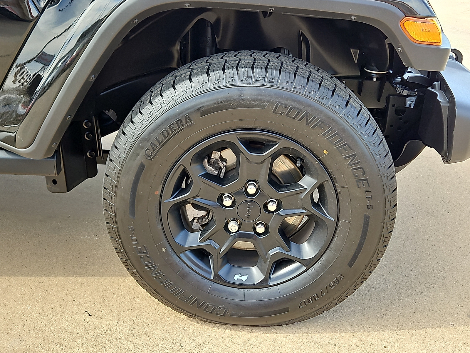 2023 Jeep Gladiator photo 5 of 20