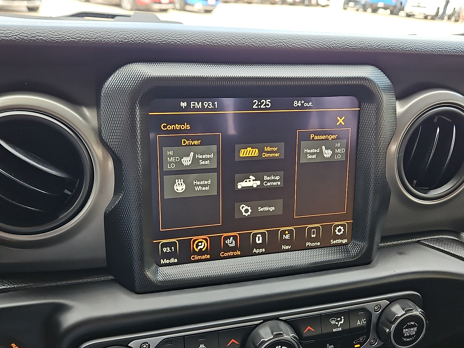 2023 Jeep Gladiator photo 16 of 20