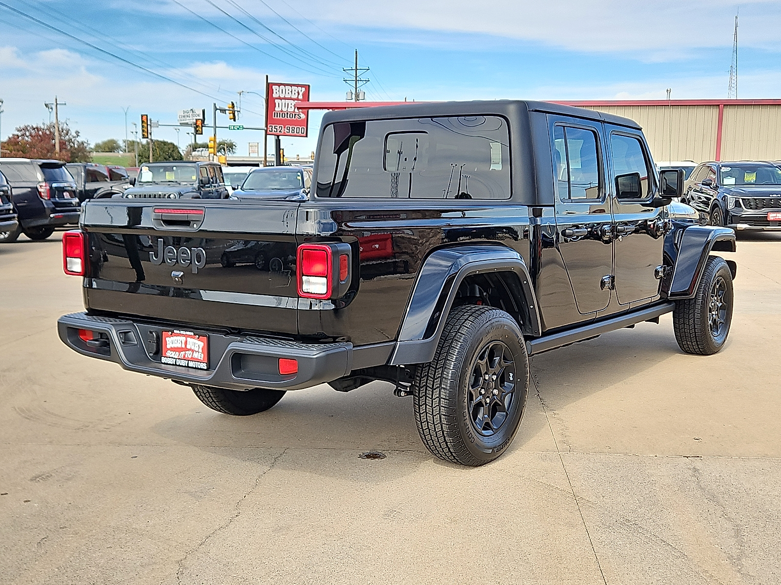 2023 Jeep Gladiator photo 3 of 20