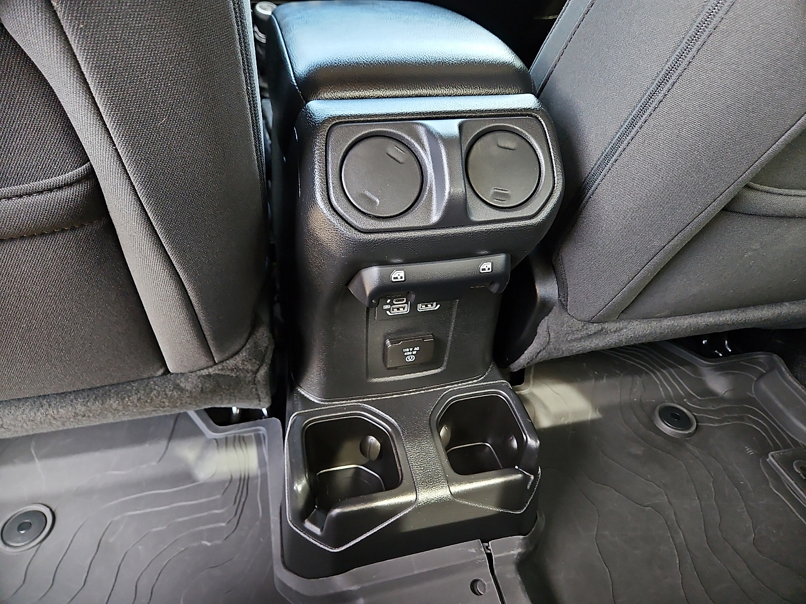 2023 Jeep Gladiator photo 8 of 20