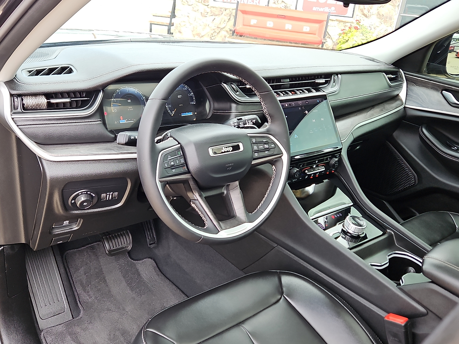 2023 Jeep Grand Cherokee photo 11 of 20