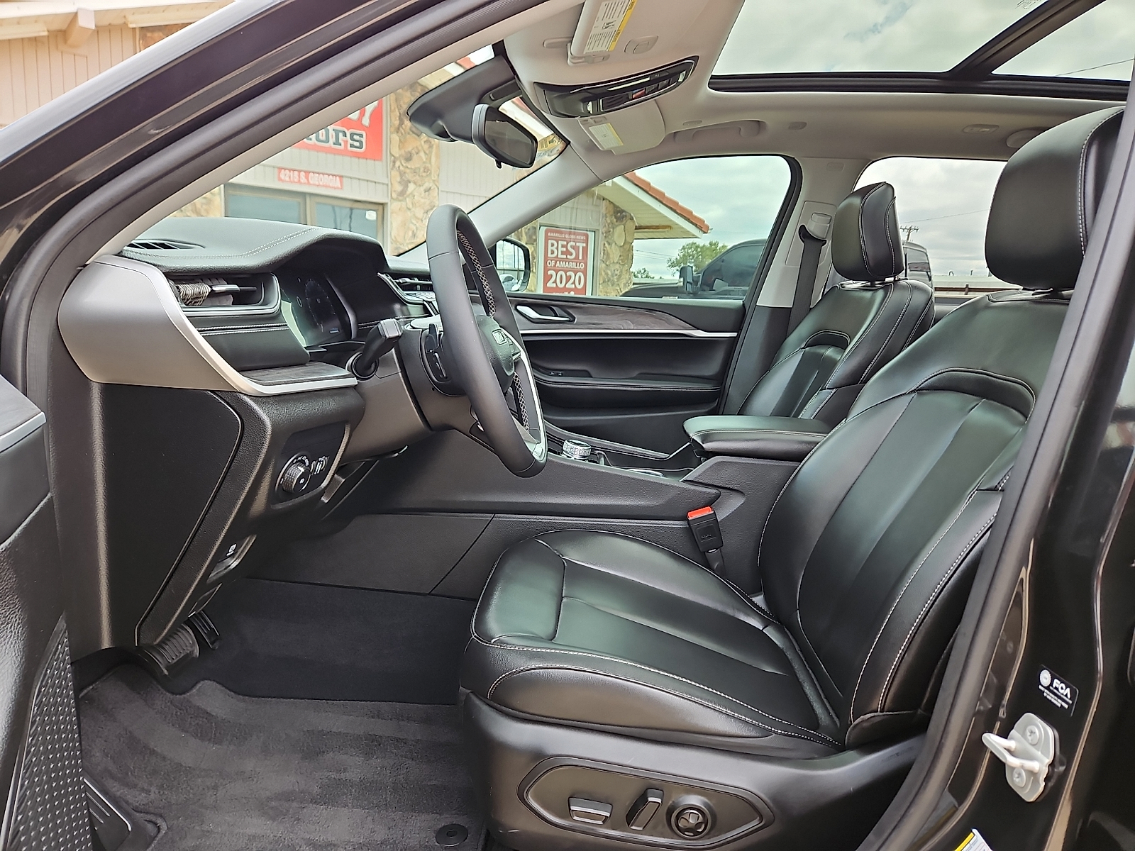 2023 Jeep Grand Cherokee photo 10 of 20