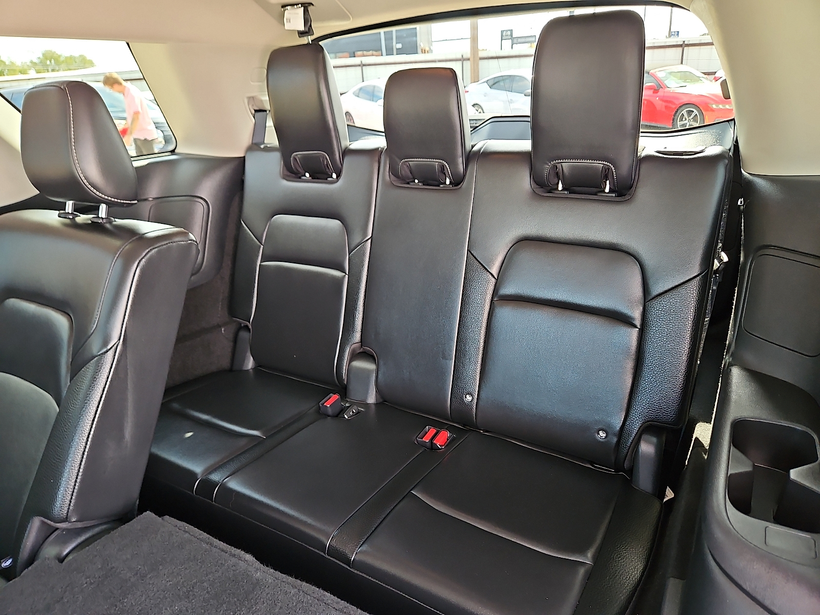 2025 Nissan Pathfinder photo 11 of 20