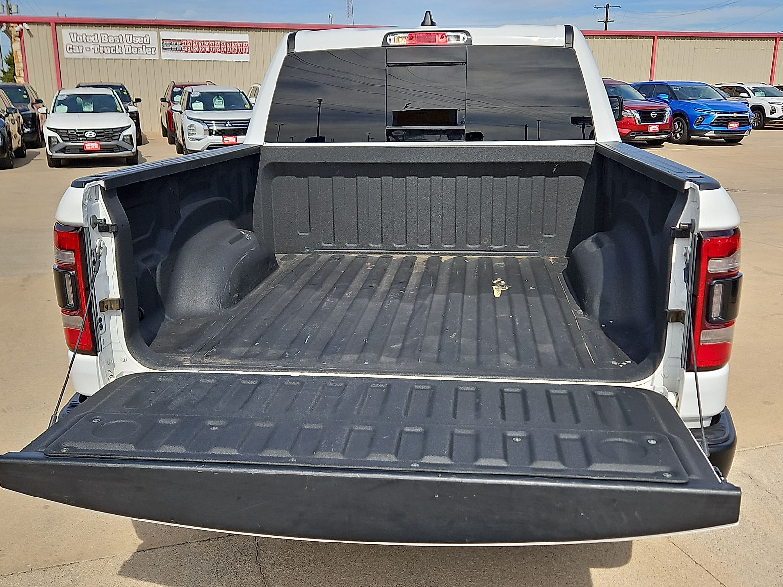 2019 Ram 1500 photo 7 of 20