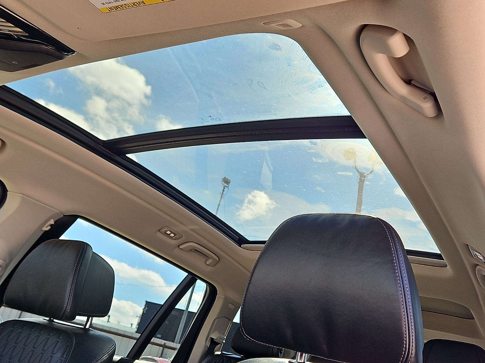 2026 BMW X7 photo 16 of 23