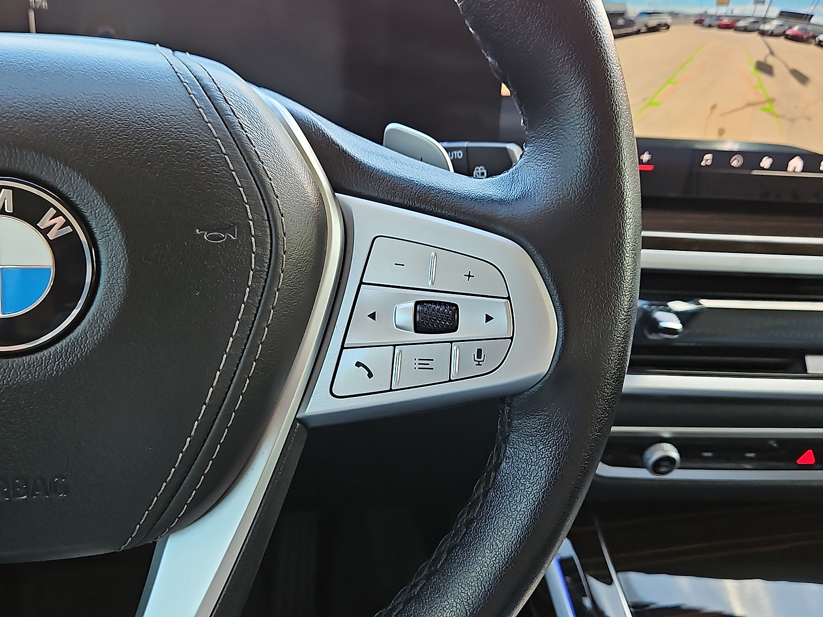 2026 BMW X7 photo 22 of 23