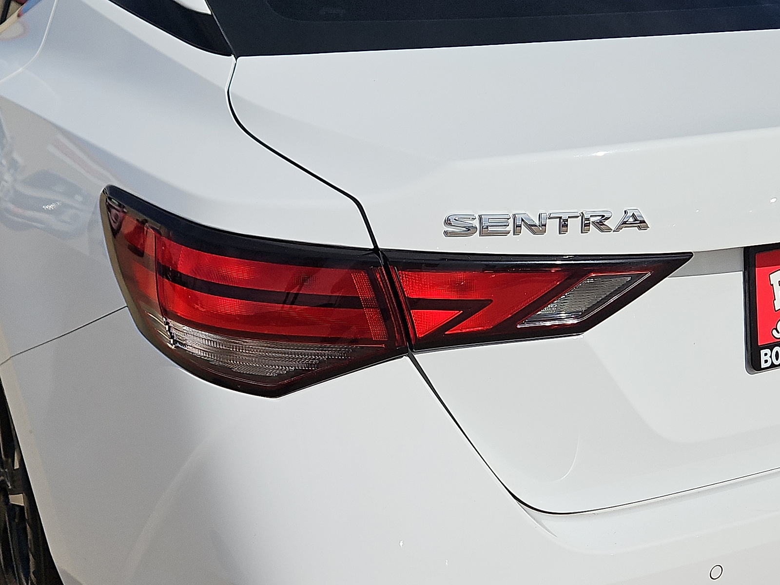2025 Nissan Sentra photo 7 of 20