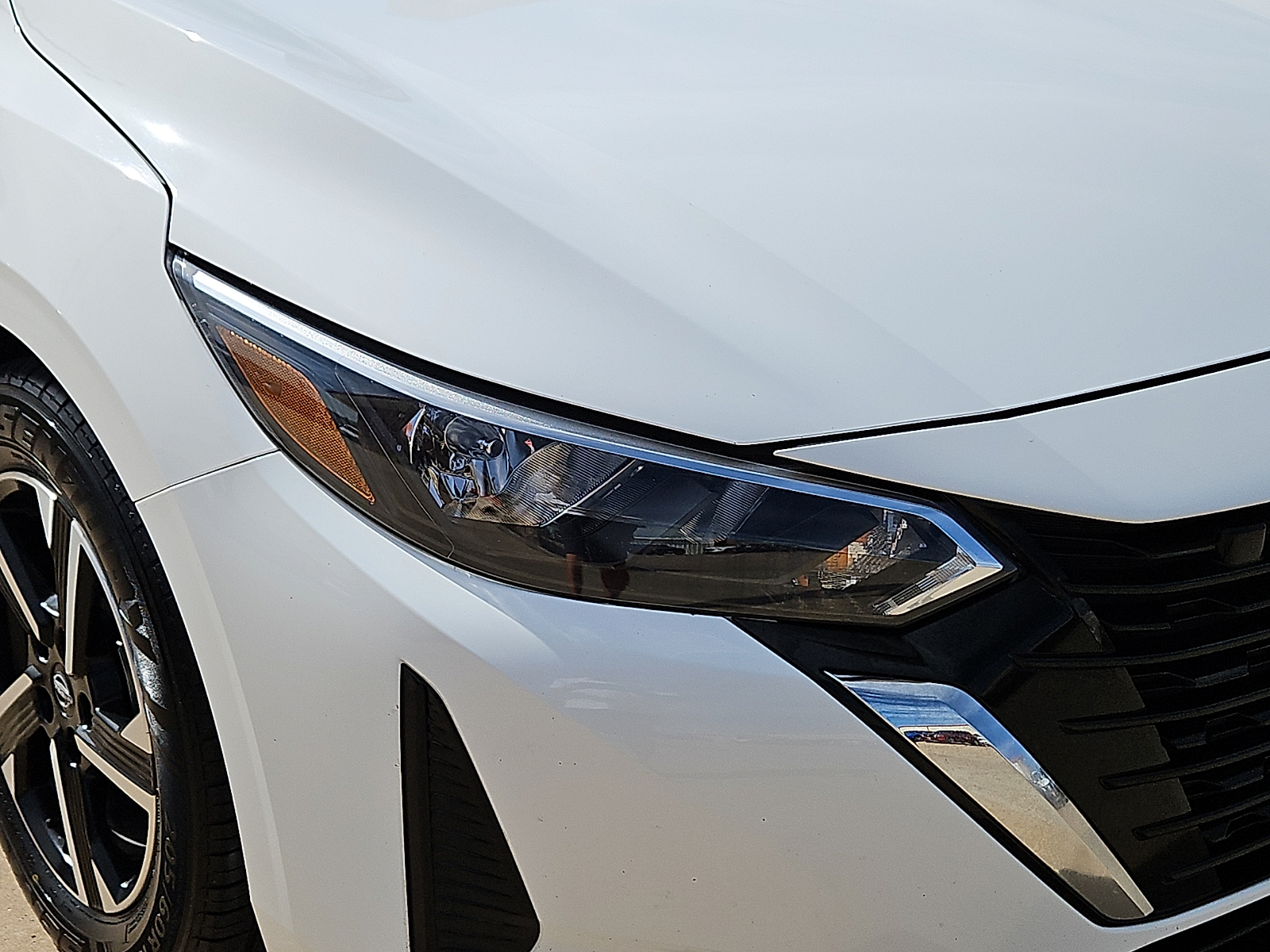 2025 Nissan Sentra photo 6 of 20
