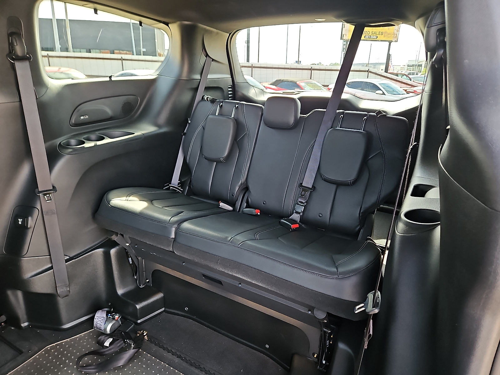 2019 Chrysler Pacifica photo 12 of 22