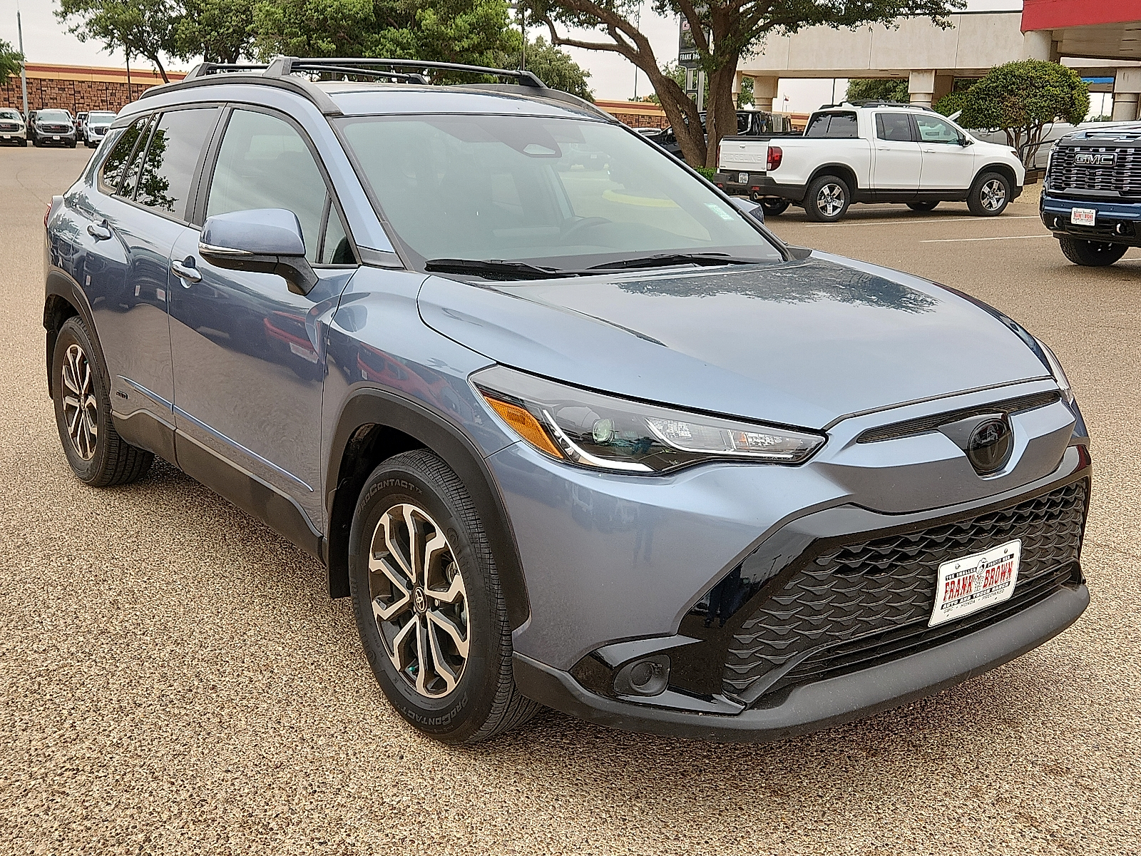 View vehicle photo 5