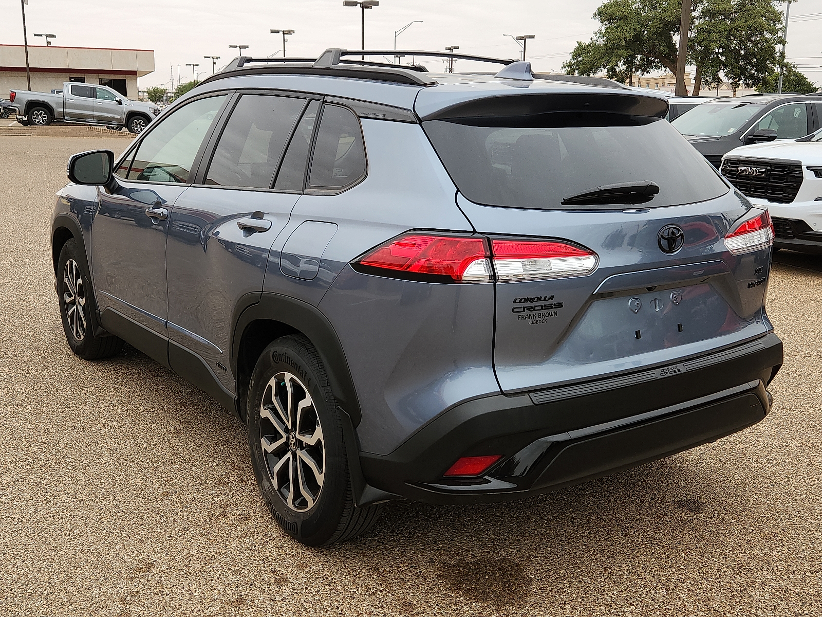 View vehicle photo 2