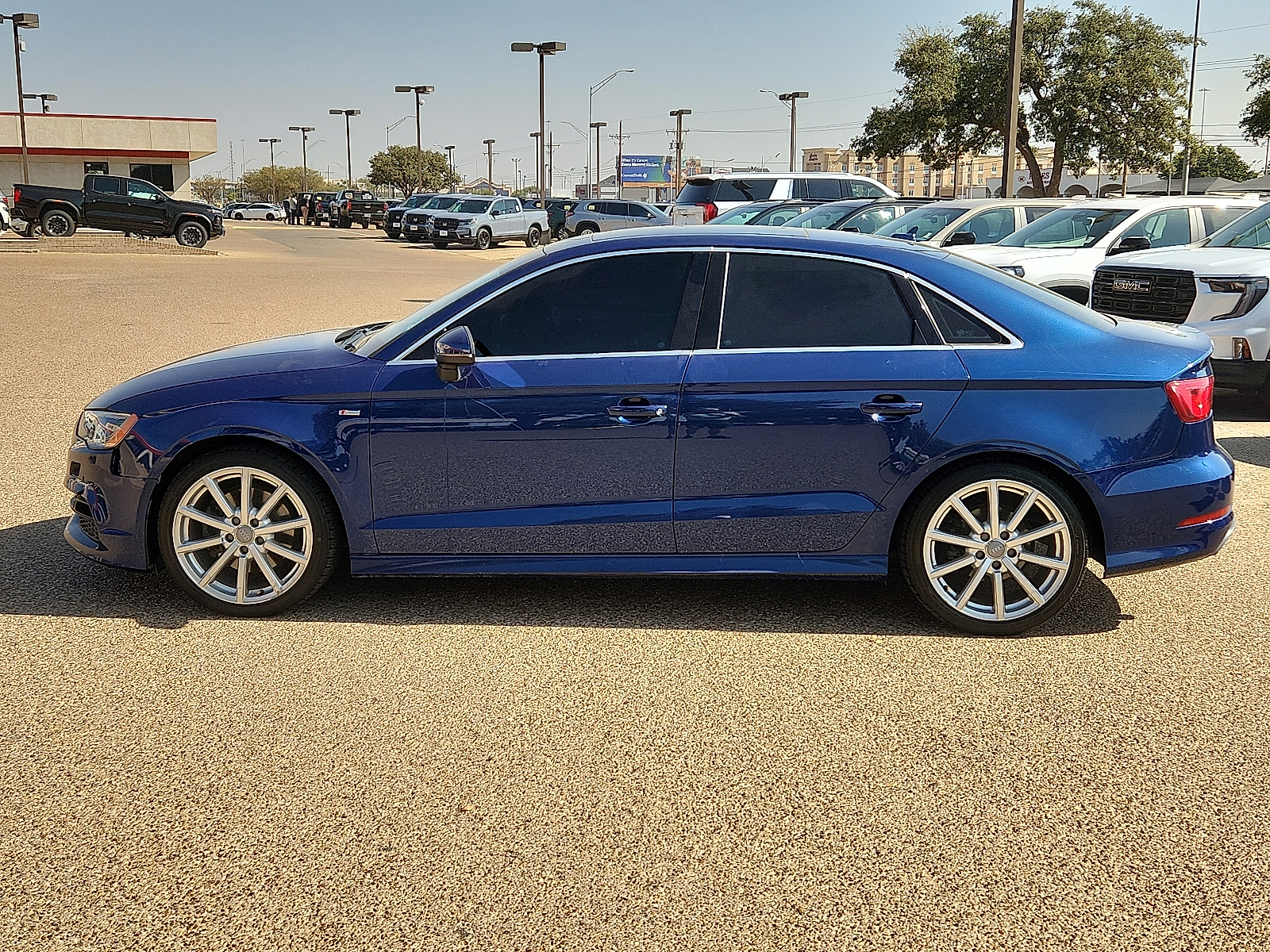 2016 Audi A3 2.0T quattro Premium Plus Sedan AWD