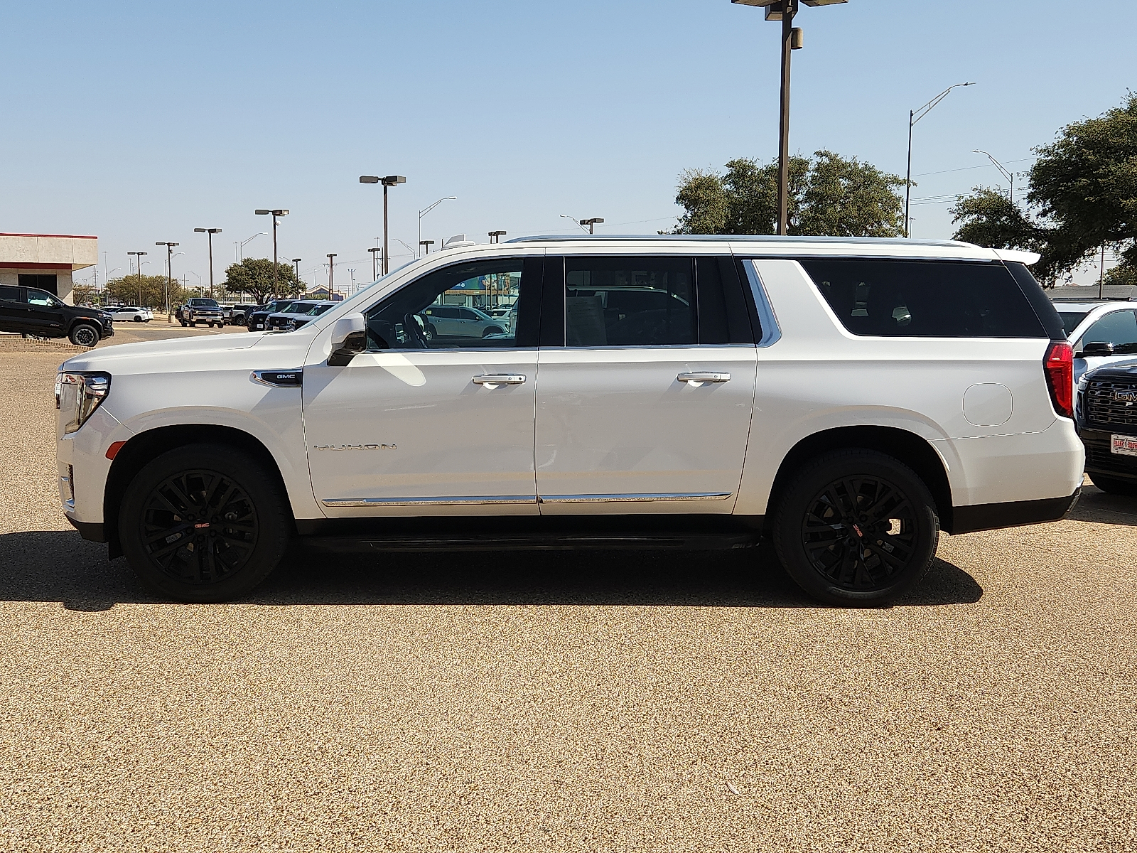2021 GMC Yukon XL SLT 4WD