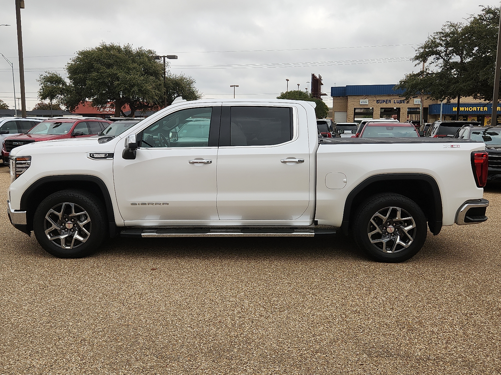 2024 GMC Sierra 1500 SLT Crew Cab 4WD