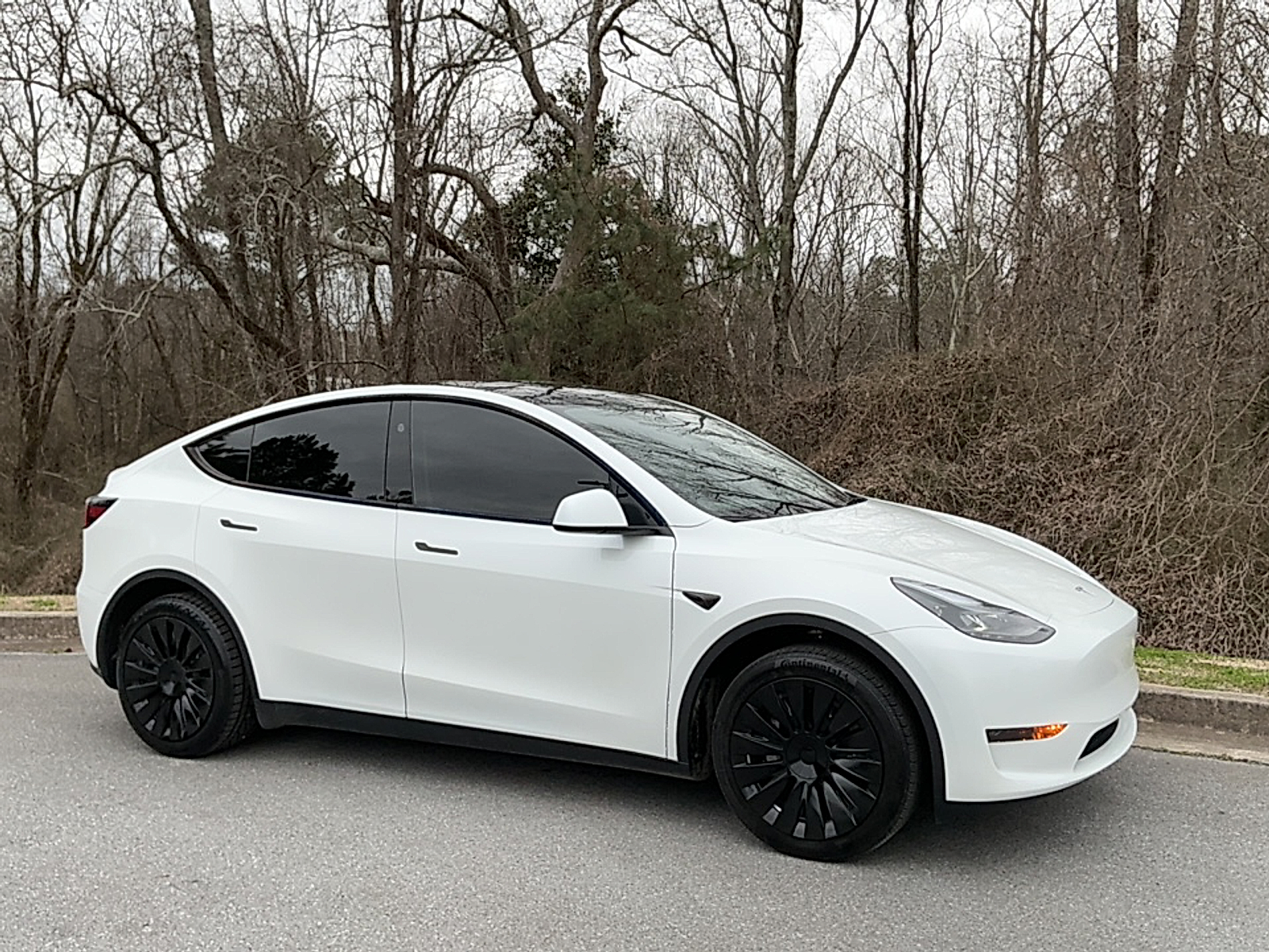 2024 Tesla Model Y Long Range RWD