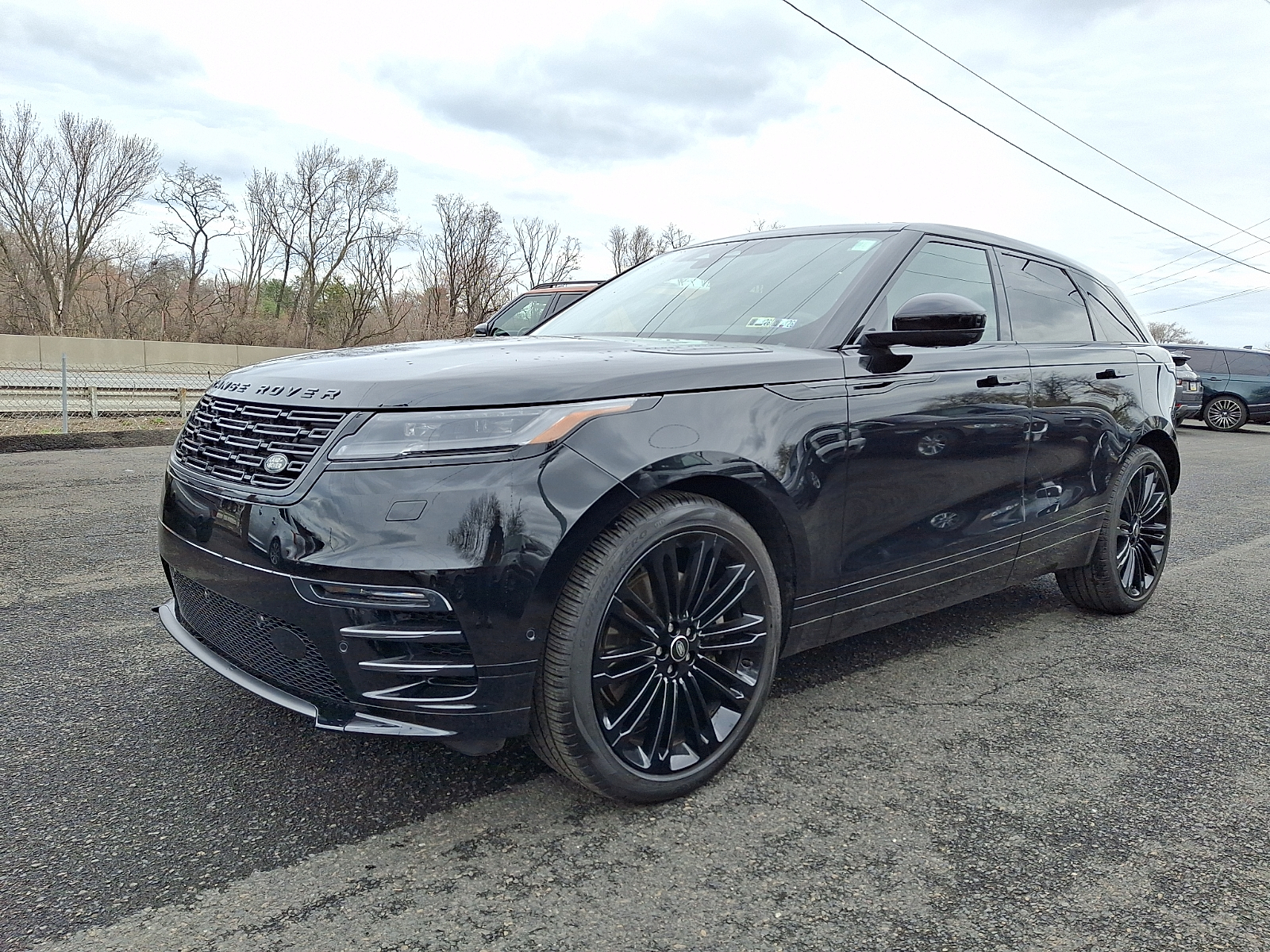 2026 Land Rover Range Rover Velar P250 Dynamic SE AWD