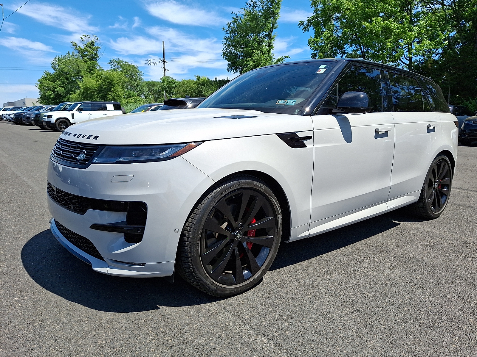 Gray (Borasco Grey Metallic - 1CN) 2024 Land Rover Range Rover Sport P400 Dynamic SE AWD SUV / Crossover All-Wheel Drive Automatic