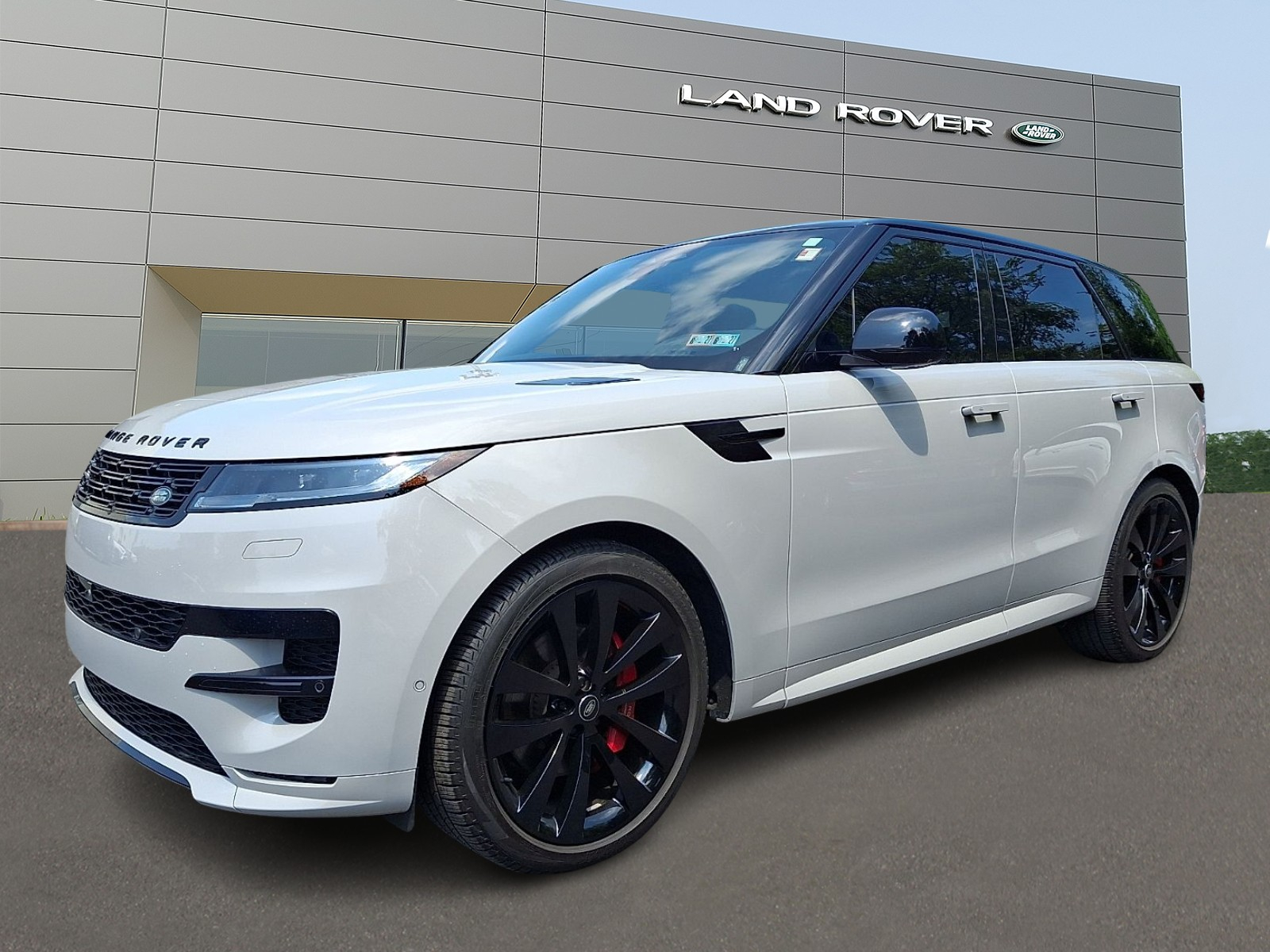 Gray (Borasco Grey Metallic - 1CN) 2024 Land Rover Range Rover Sport P400 Dynamic SE AWD SUV / Crossover All-Wheel Drive Automatic