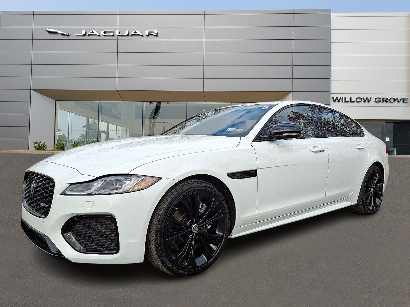 2024 Jaguar XF P250 R-Dynamic SE RWD