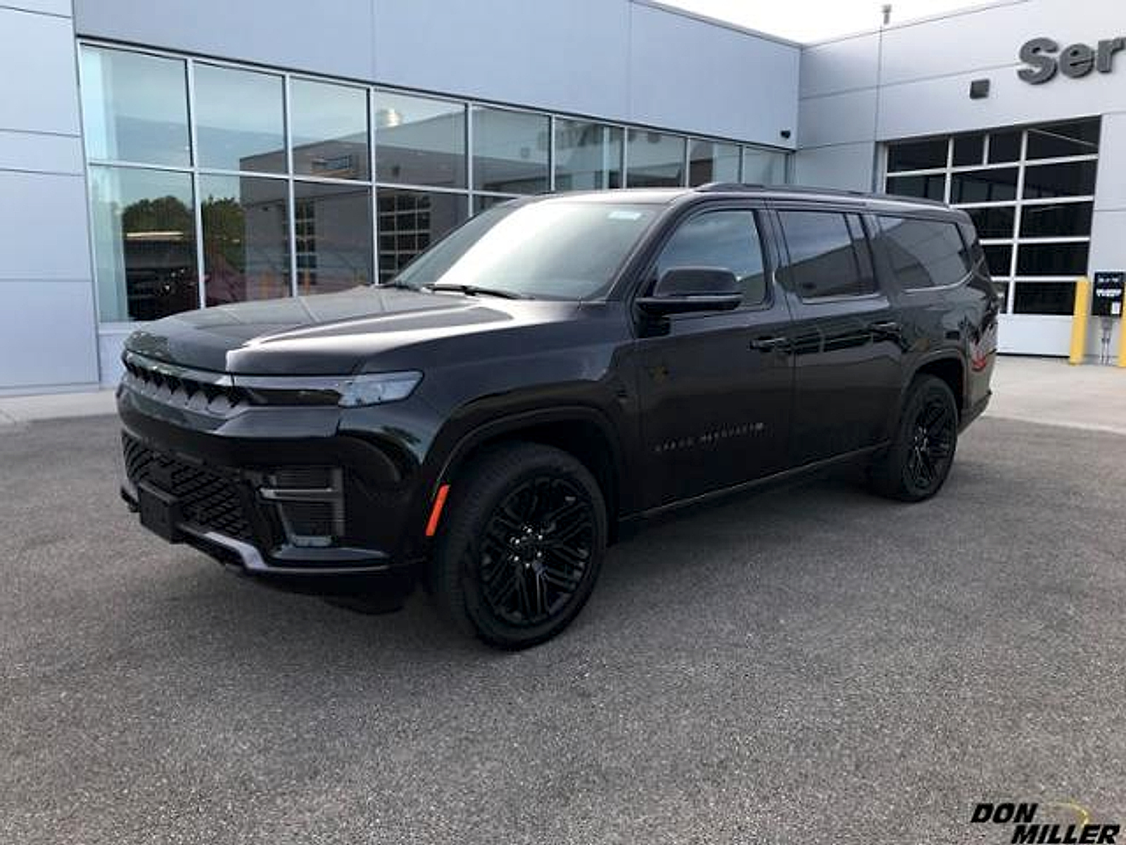 High Gloss Black 2026 Jeep Grand Wagoneer L SUV / Crossover Four-Wheel Drive 8-Speed Automatic