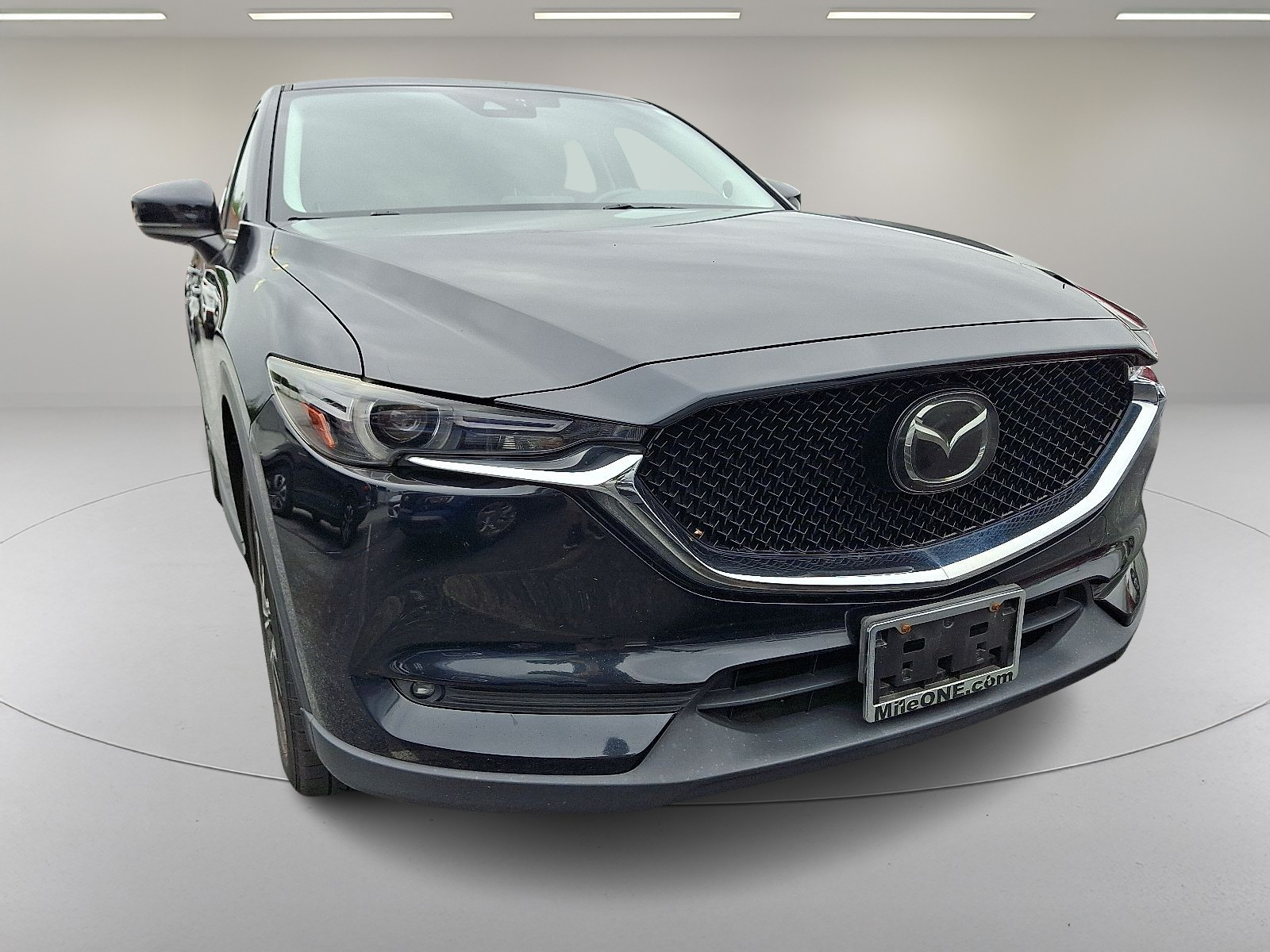 2017 Mazda CX-5 Grand Touring photo 2