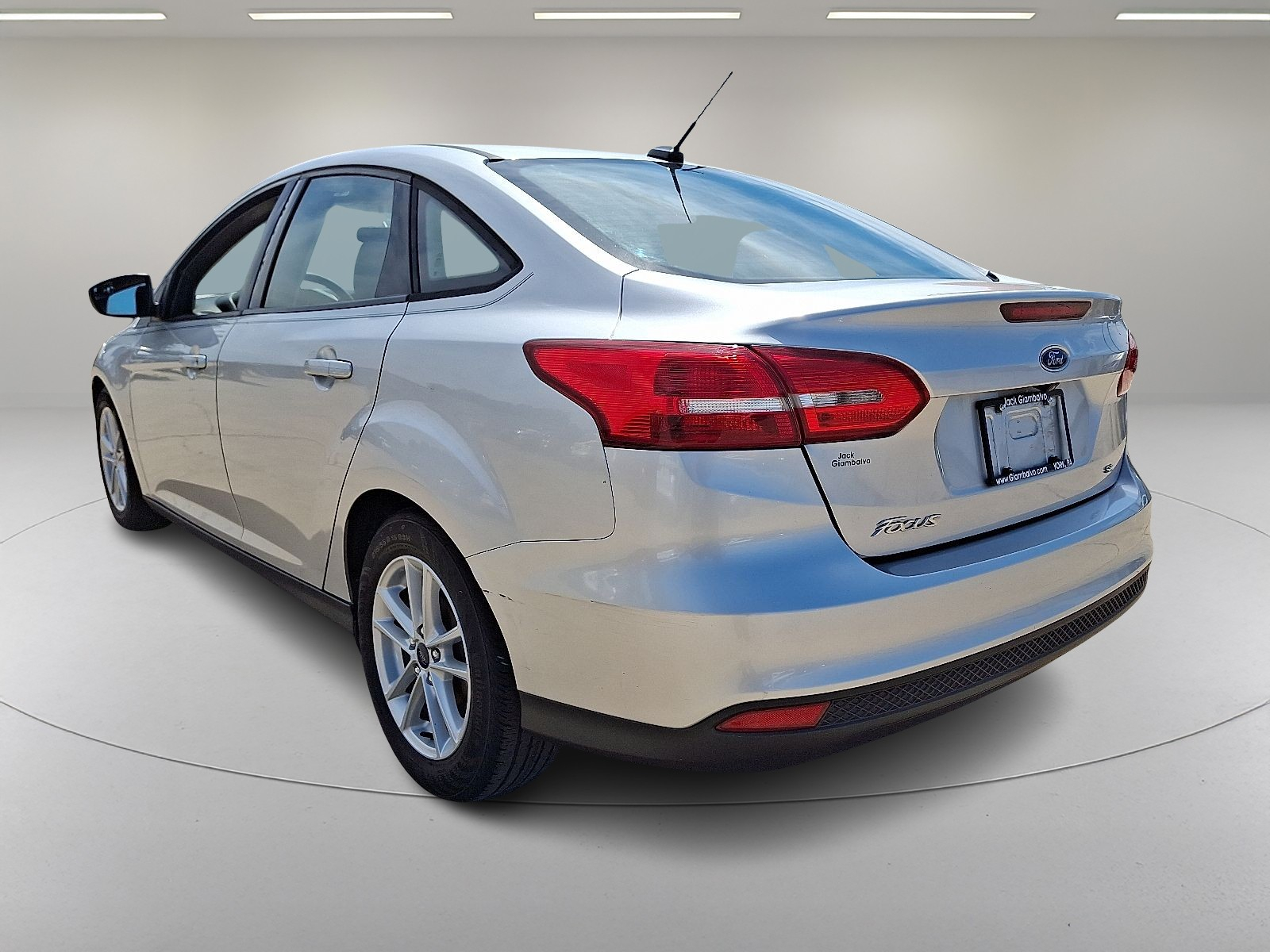 2017 Ford Focus SE photo 7