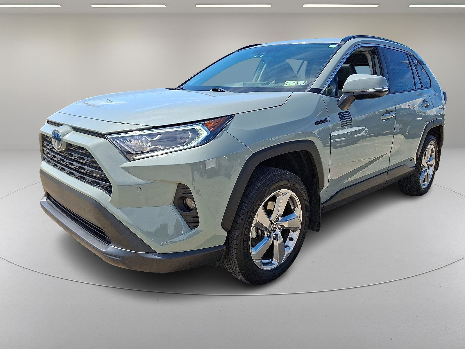 2021 Toyota RAV4 Hybrid XLE Premium photo 5