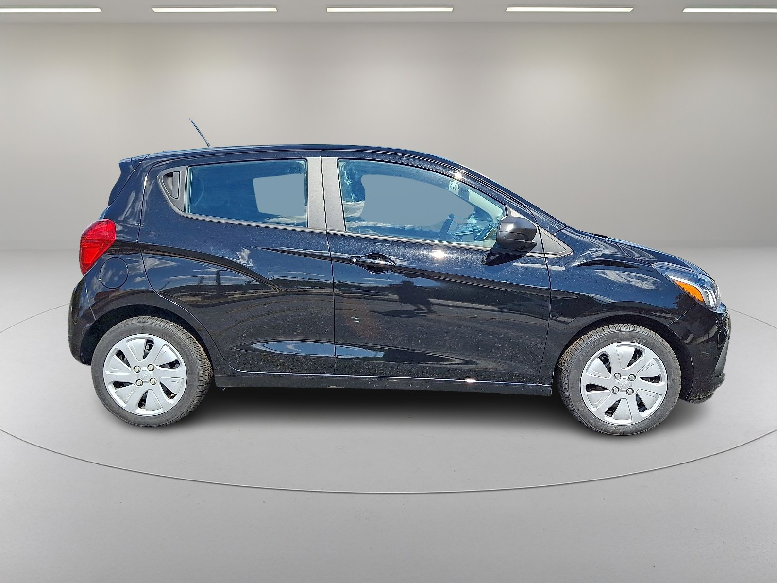 2018 Chevrolet Spark LS photo 11