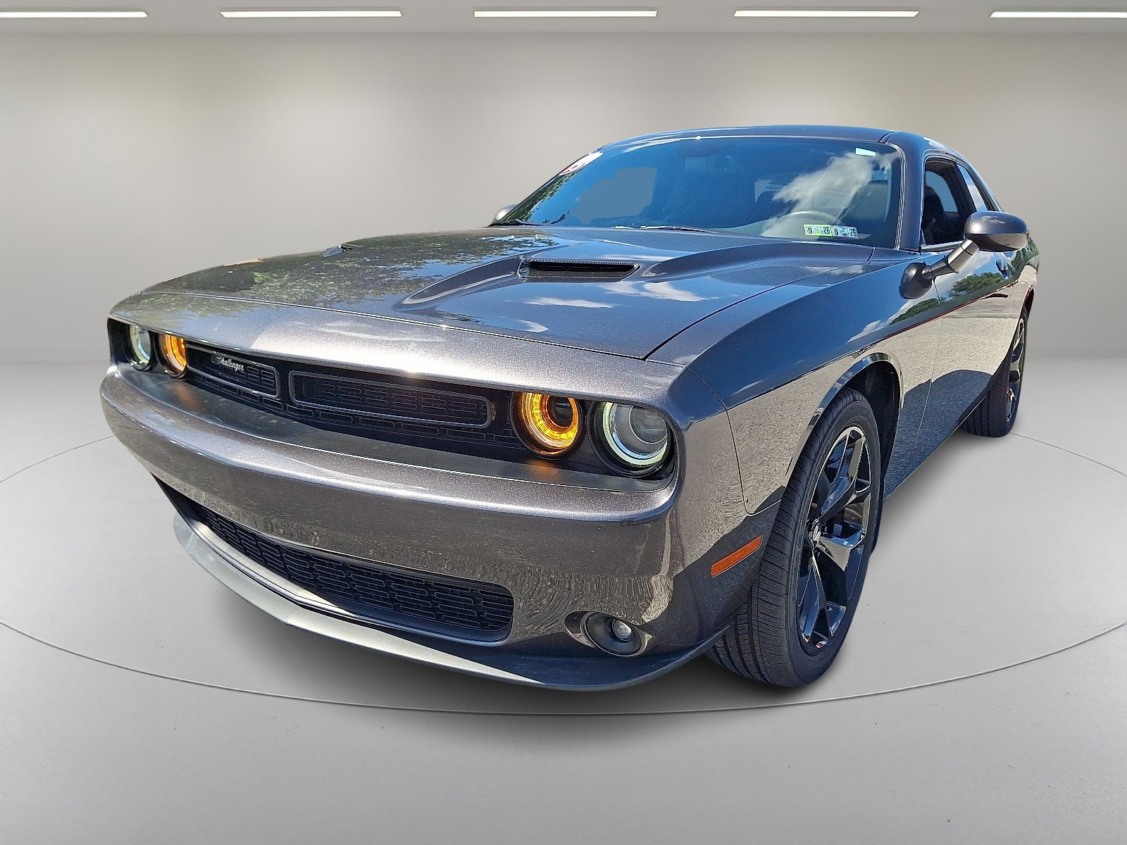 2015 Dodge Challenger SXT R/T Plus photo 4