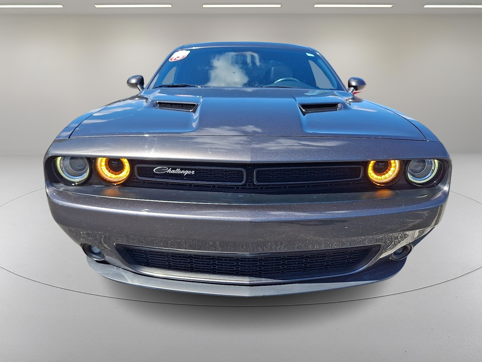 2015 Dodge Challenger SXT R/T Plus photo 3