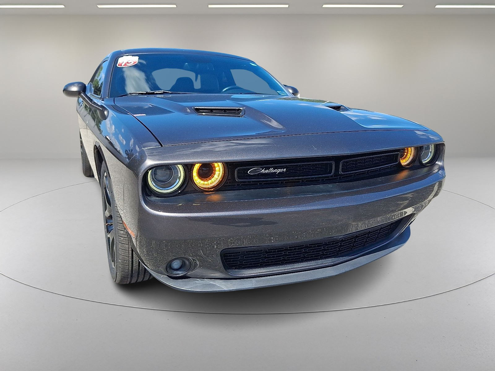 2015 Dodge Challenger SXT R/T Plus photo 2