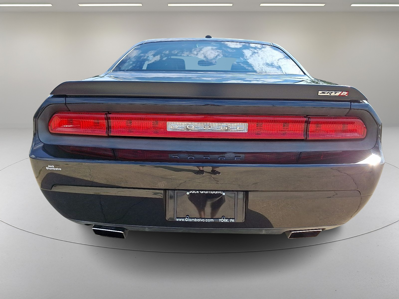 2009 Dodge Challenger SRT8 photo 9
