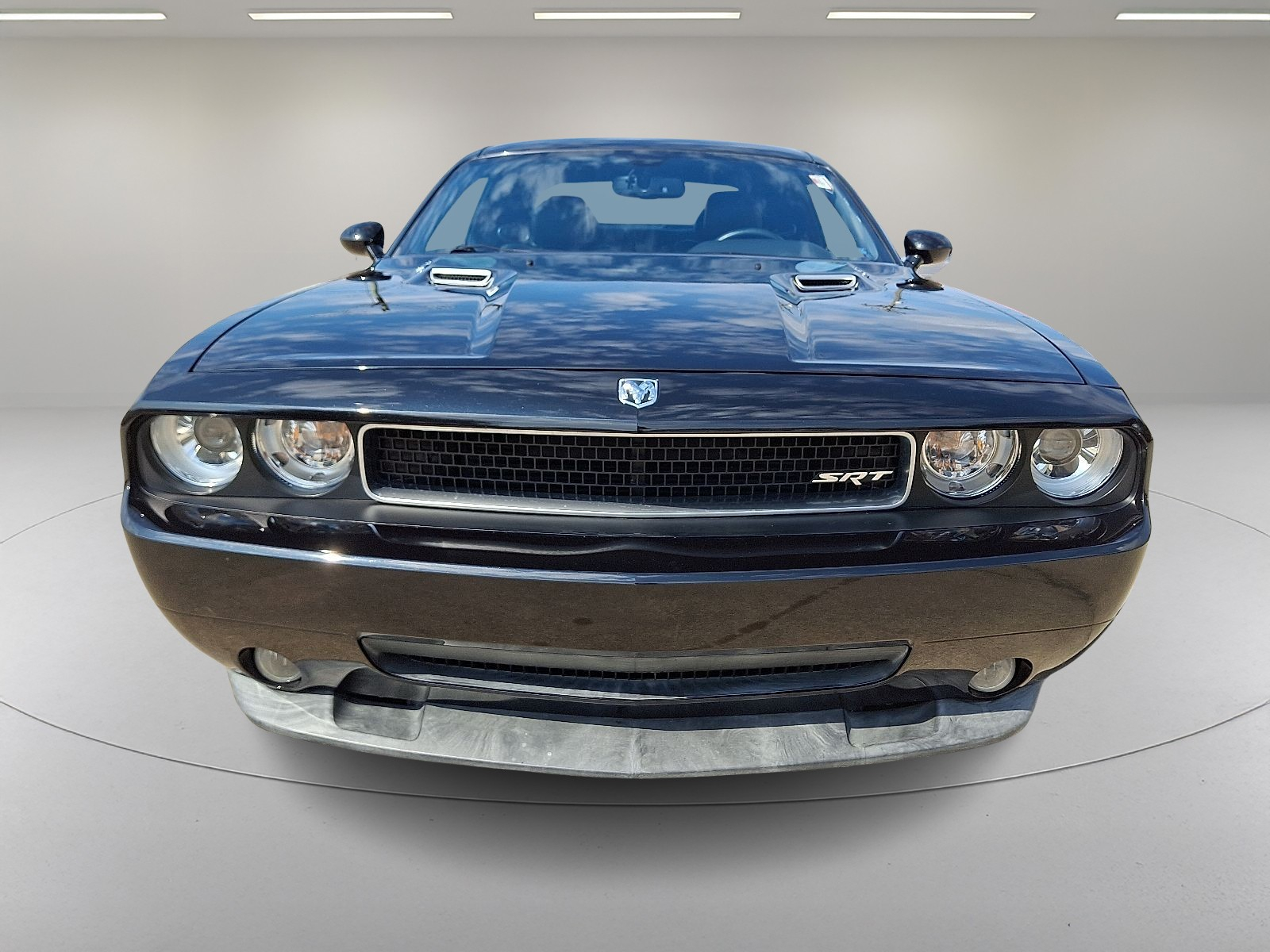 2009 Dodge Challenger SRT8 photo 3