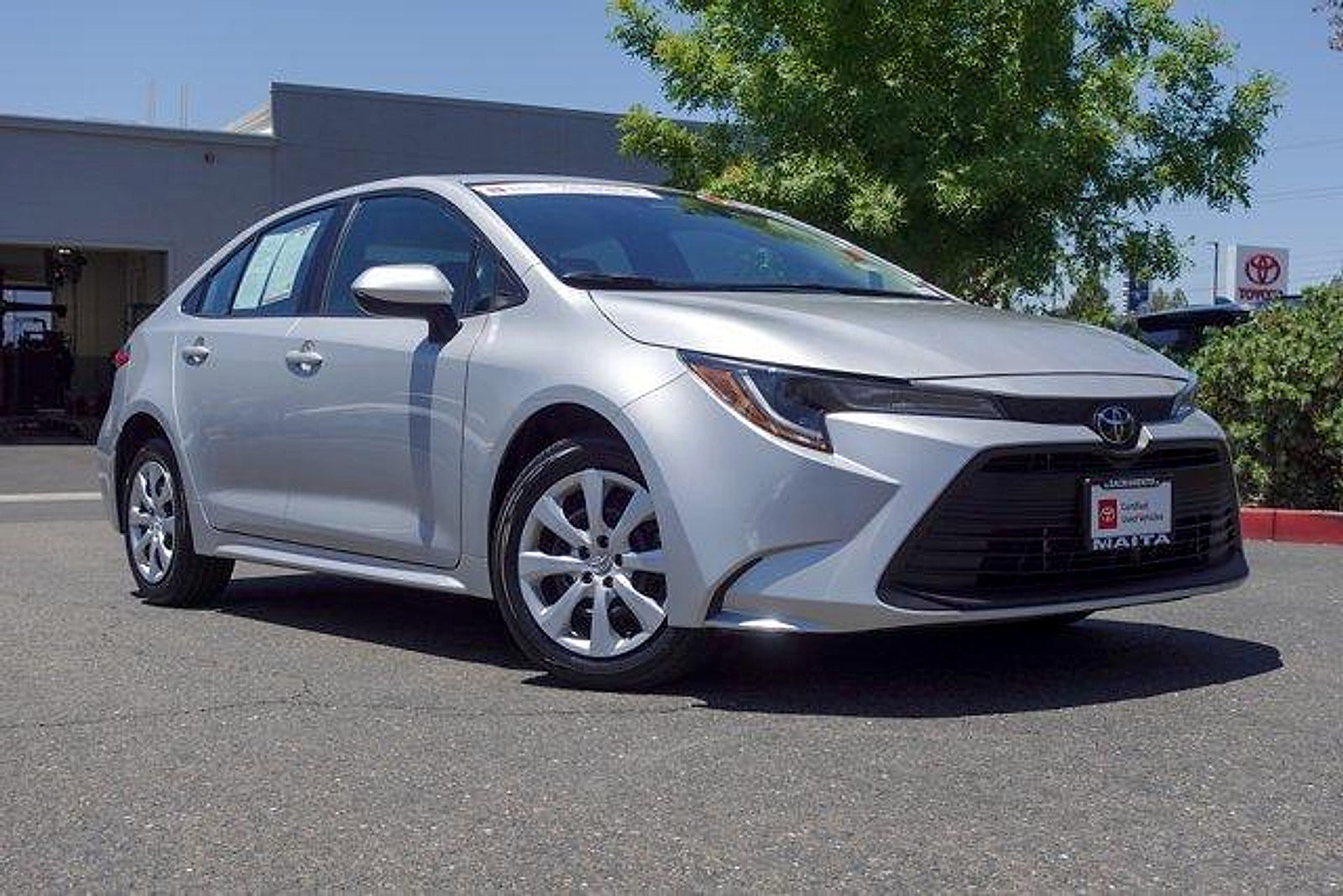 Classic Silver Metallic 2024 Toyota Corolla Sedan Front-Wheel Drive Automatic